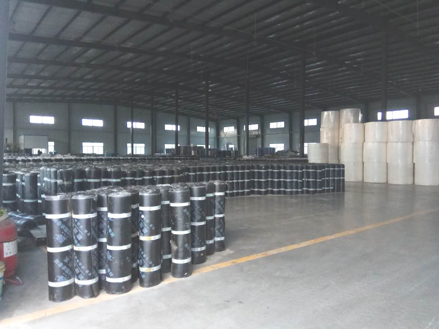 航建原材料倉(cāng)